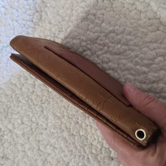 STONE MOUNTAIN WALLET - Picture 6 of 11